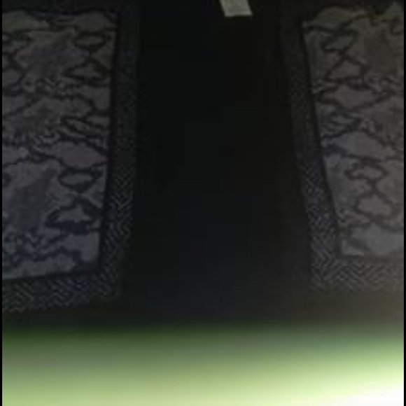 Sheer gorgeous Harve Bernard top size s/m - Picture 4 of 4